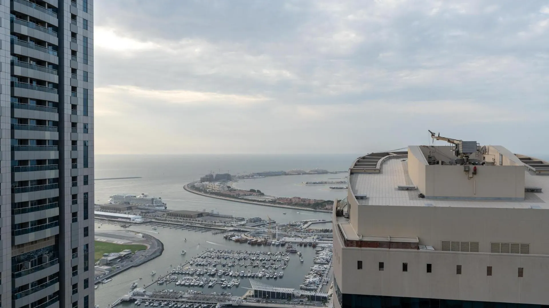 Apartment Samaya Vacation Homes - Marina Walk Luxury Suites