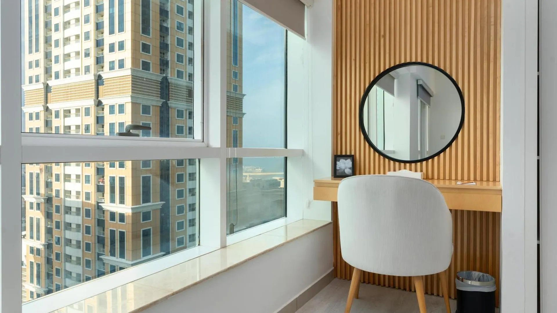 Apartment Samaya Vacation Homes - Marina Walk Luxury Suites